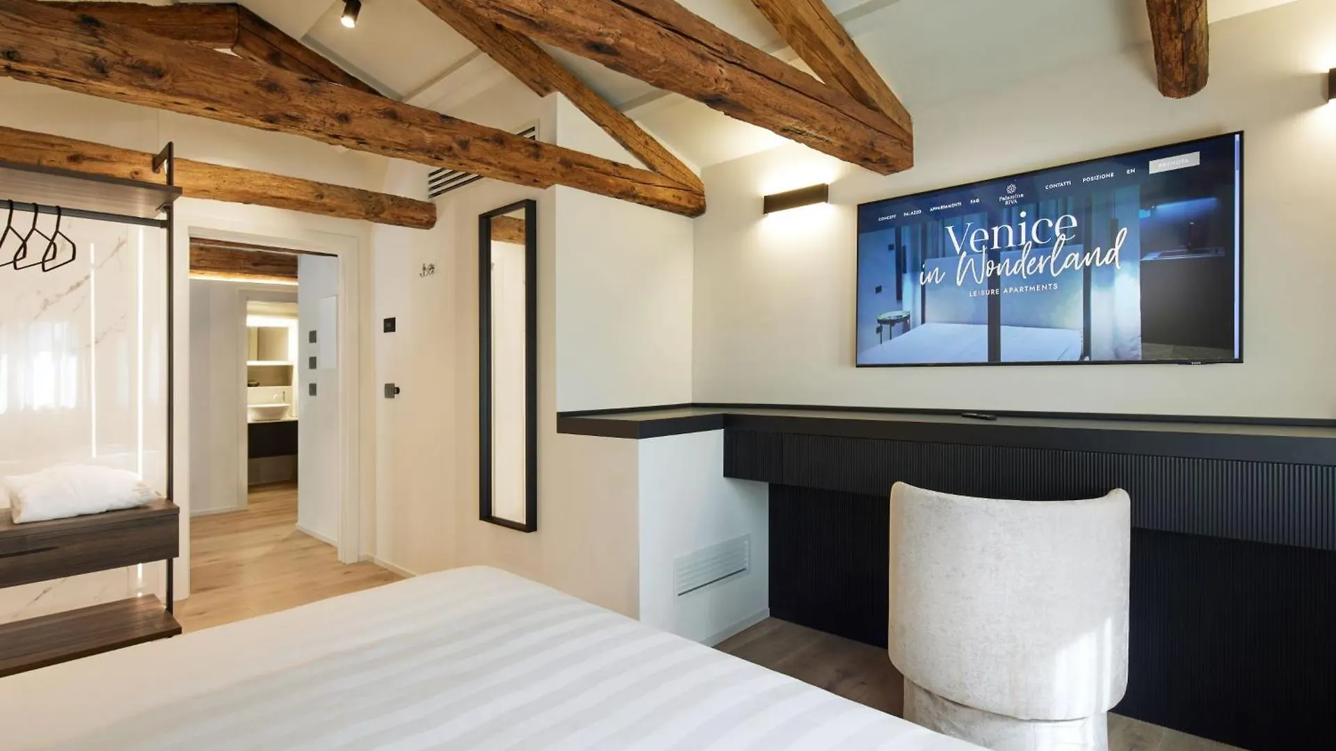 Palazzina Riva Apartment Venice Italy