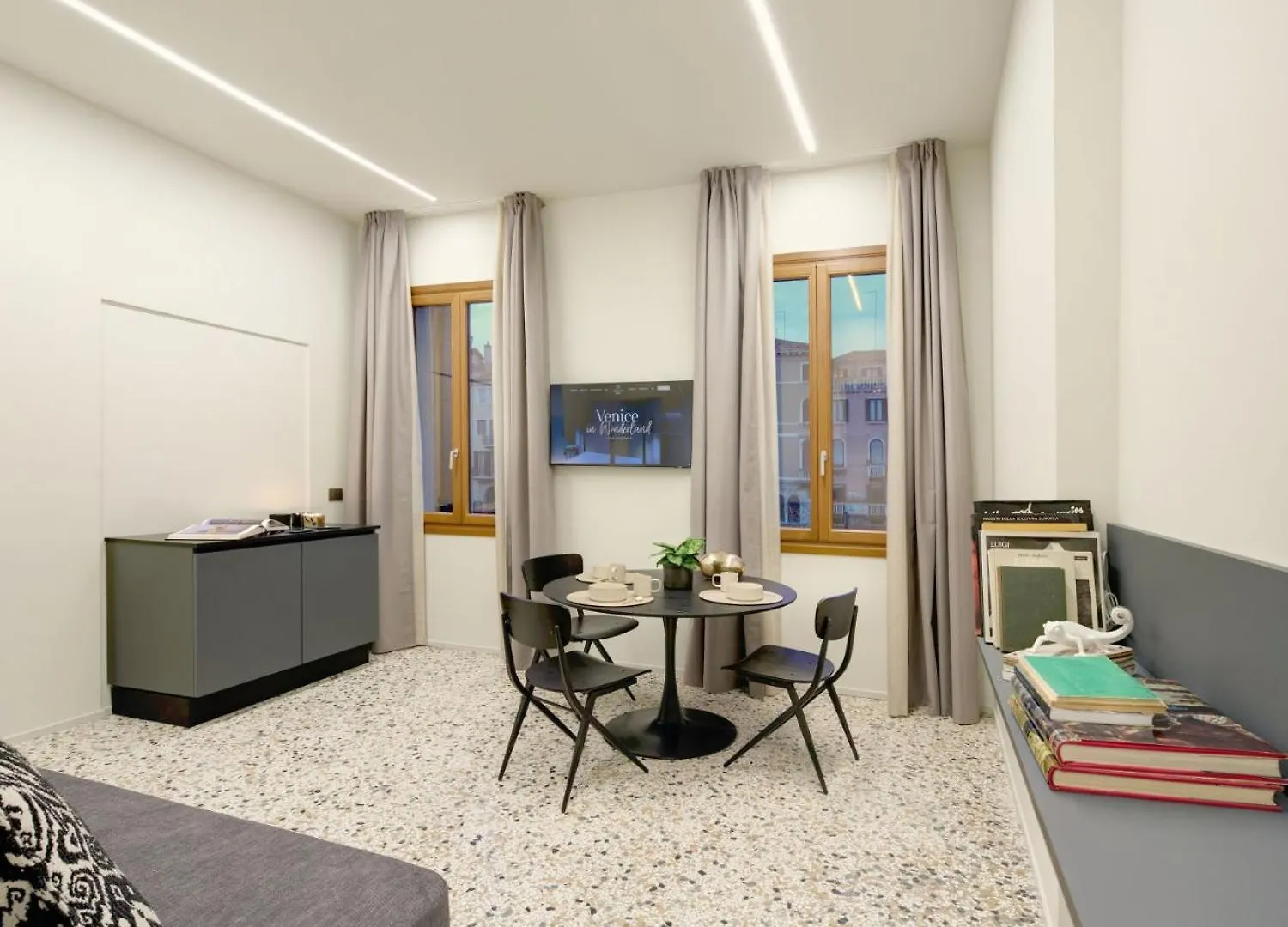 Palazzina Riva Apartment Venice 0*,  Italy